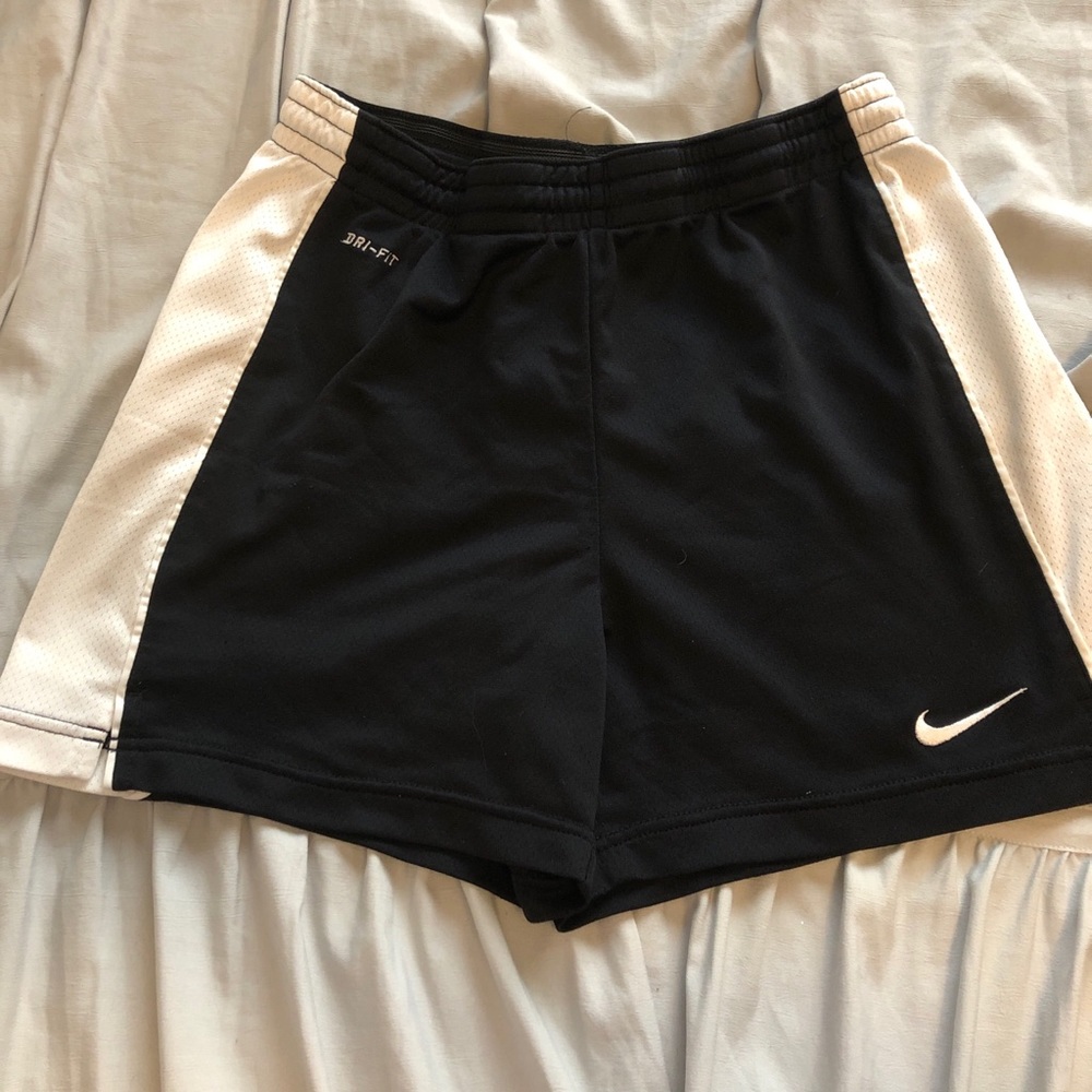 Women’s Size Small Nike Shorts